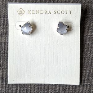 NWT Kendra Scott Tessa Stud Earrings